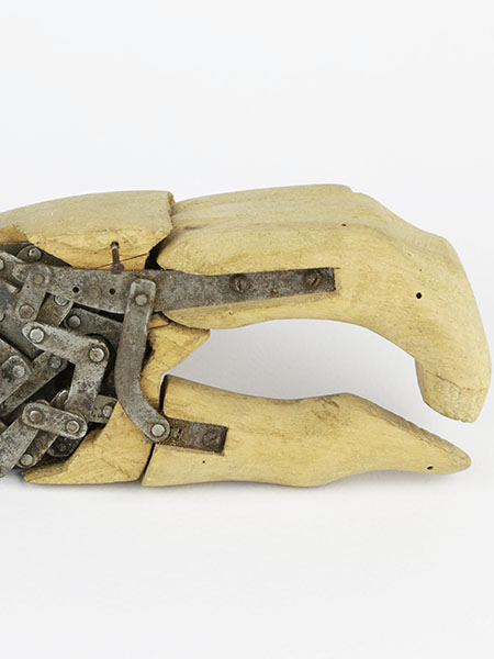 Giuliano Vanghetti, Prototype of hand prosthesis, end of the 19th century.